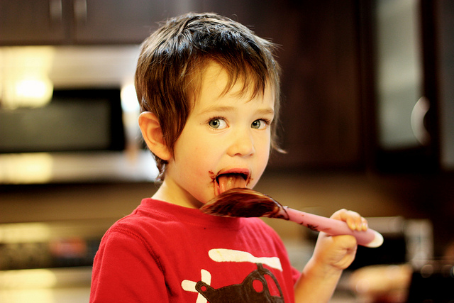 Chocolate spoon craft: Don't forget to lick the spoon!