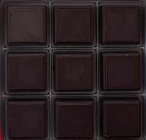 Delysia-Chocolatier-Purist-Collection-Chocolate-Truffles-Austin-Texas-Shop-bow-456x741